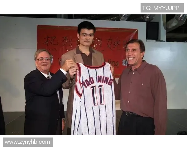 姚明谦卑精神的力量与影响力在体育与生活中的深远启示