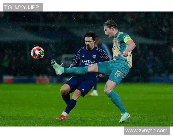 中国足球明星专访视频揭示他们的成长故事与职业生涯的精彩瞬间