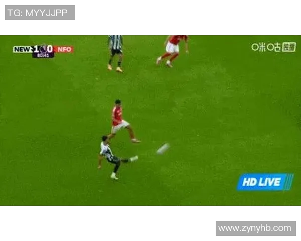 足球明星精彩瞬间动态图集展现球场魅力与激情的完美结合